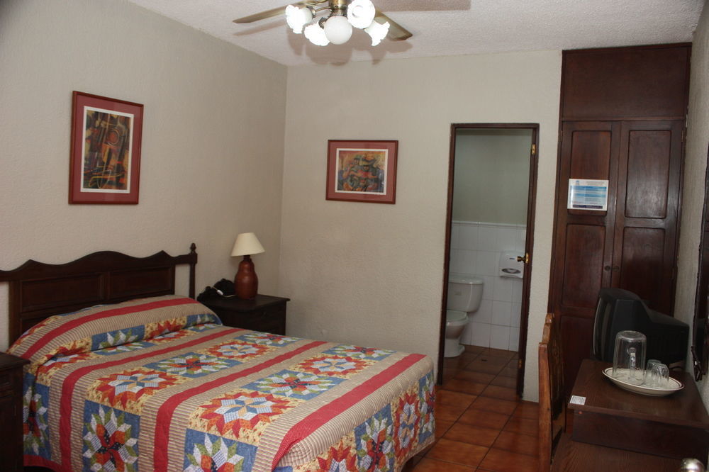 Hotel Villa Espanola Guatemala City Exteriör bild